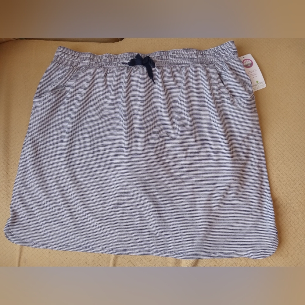 Duluth trading company xl nonotech skorts